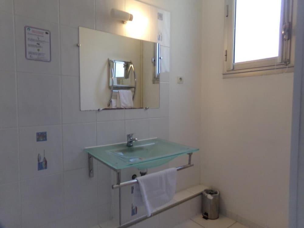 Hotel Ashley Centre Gare